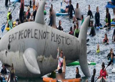 آدم ها را بخورید، نه پلاستیک ها را! (گزارش تصویری)